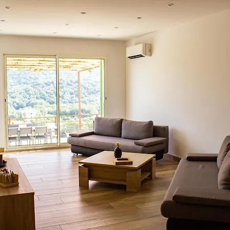 Apiculteur Олетта