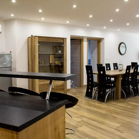 Апартаменты Apiculteur *