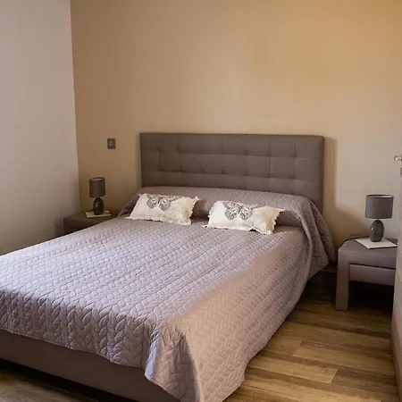 Apiculteur * Oletta (Corsica)